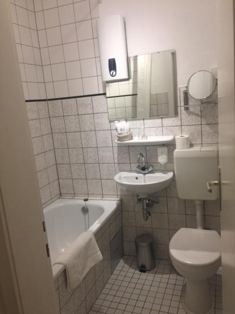 Haus Am Zoo Verschiedene Adressen Dusseldorf